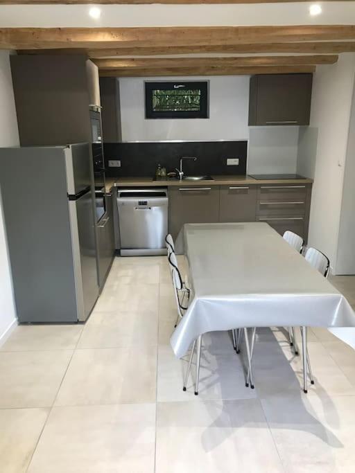 Maison En Centre Ville De 朗吉亚斯 外观 照片